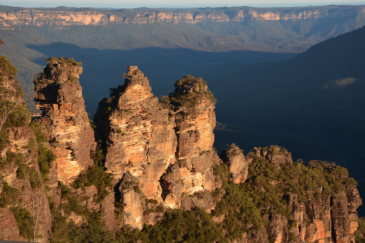 Aborigines named this rock formation the "Three Sisters" believing they were three siblings turned to rock by a witch doctor. 