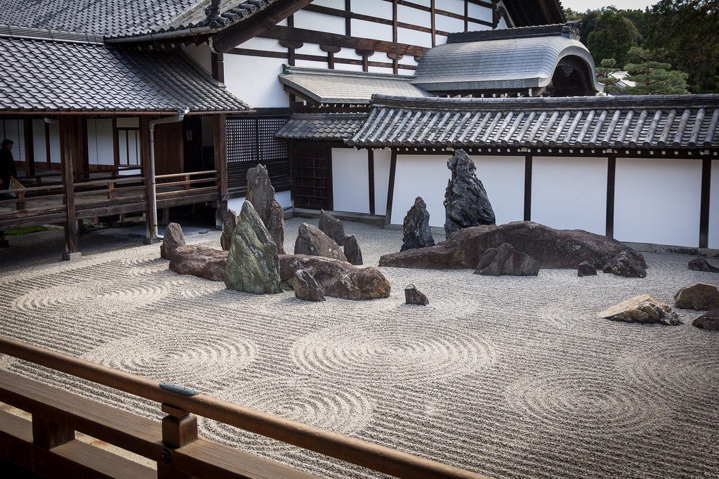 Rock Zen Garden in Tofukuji Temple photo credit: Tofukuji temple Kyoto via photopin (license)