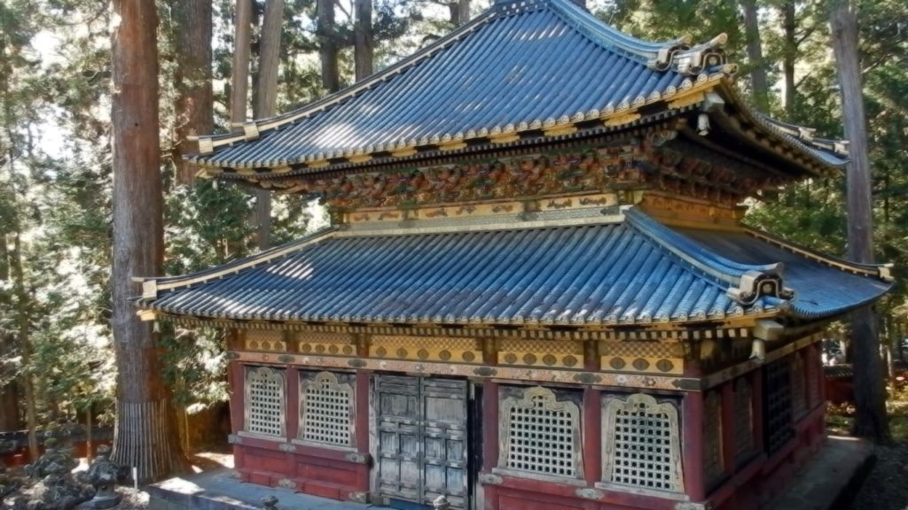 Temple 2-3-min